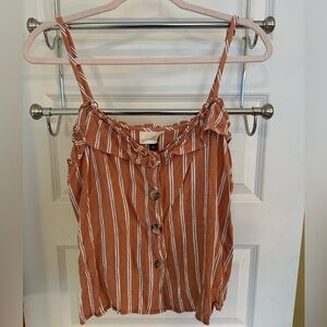 Universal Threads Women’s Top